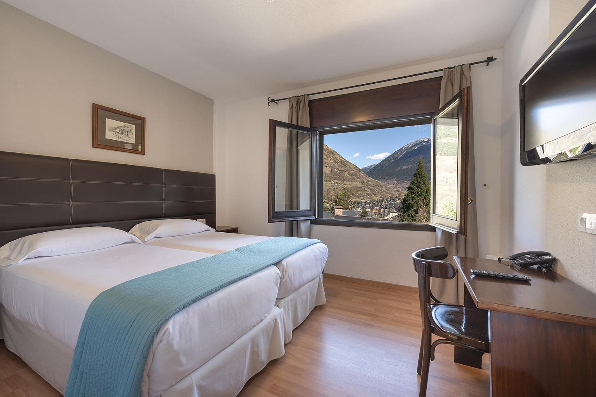 Hotel Blu Aran Веля Екстериор снимка