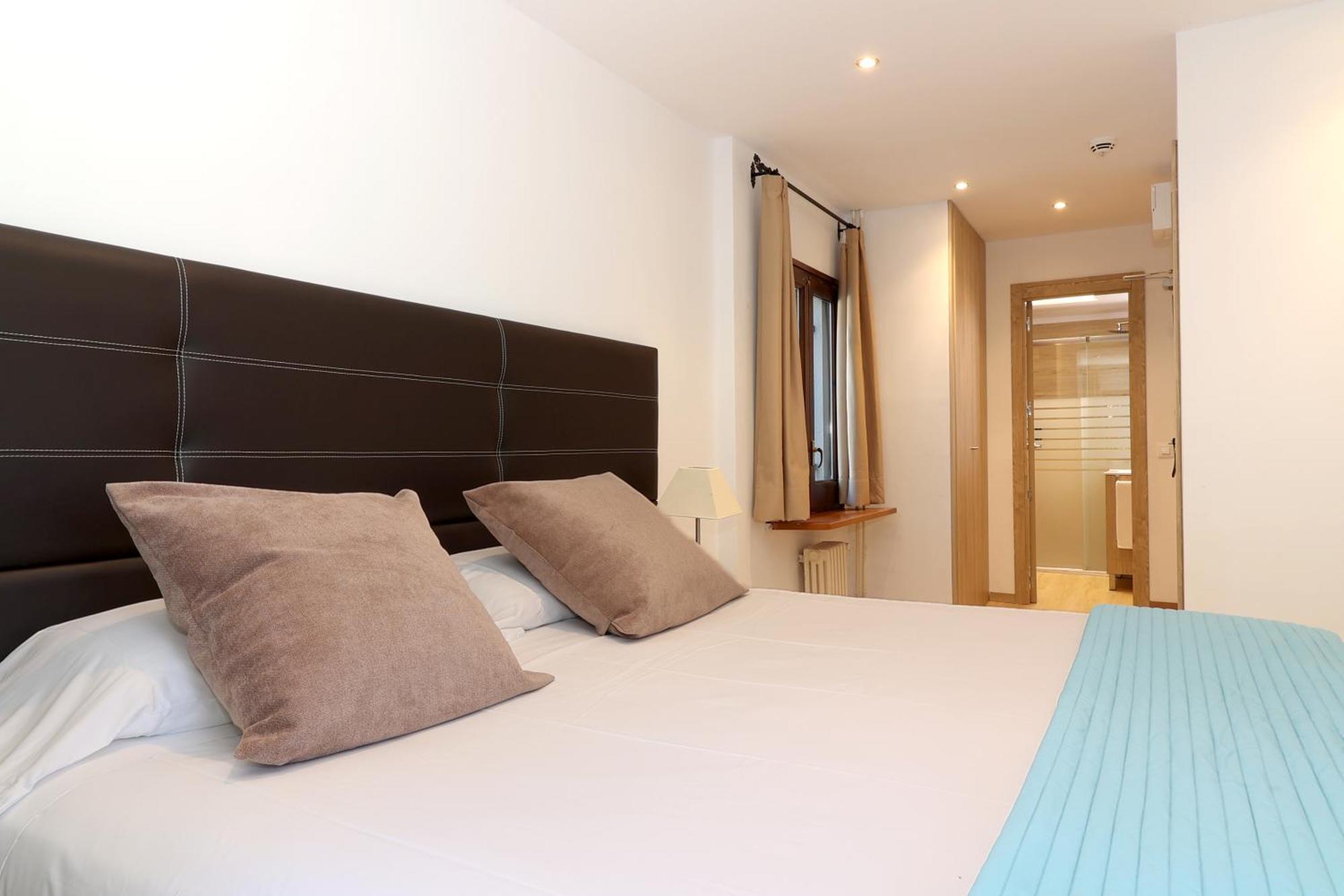 Hotel Blu Aran Веля Екстериор снимка